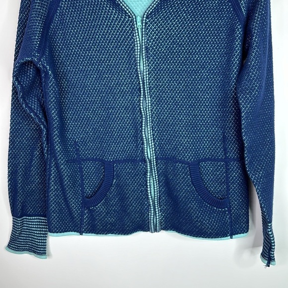 Title Nine Blue Full Zip Hooded Shirt Size Small - Picture 3 of 8